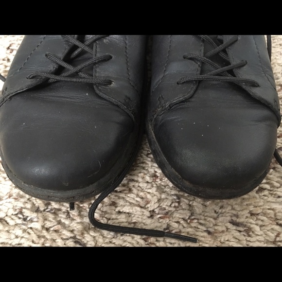 Born sneakers/tennis shoes! - Picture 3 of 4